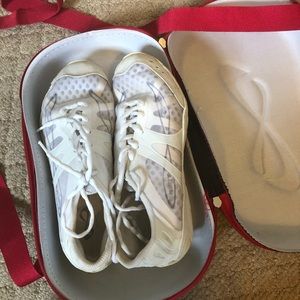 NFINITY Vengeance Cheer Shoe